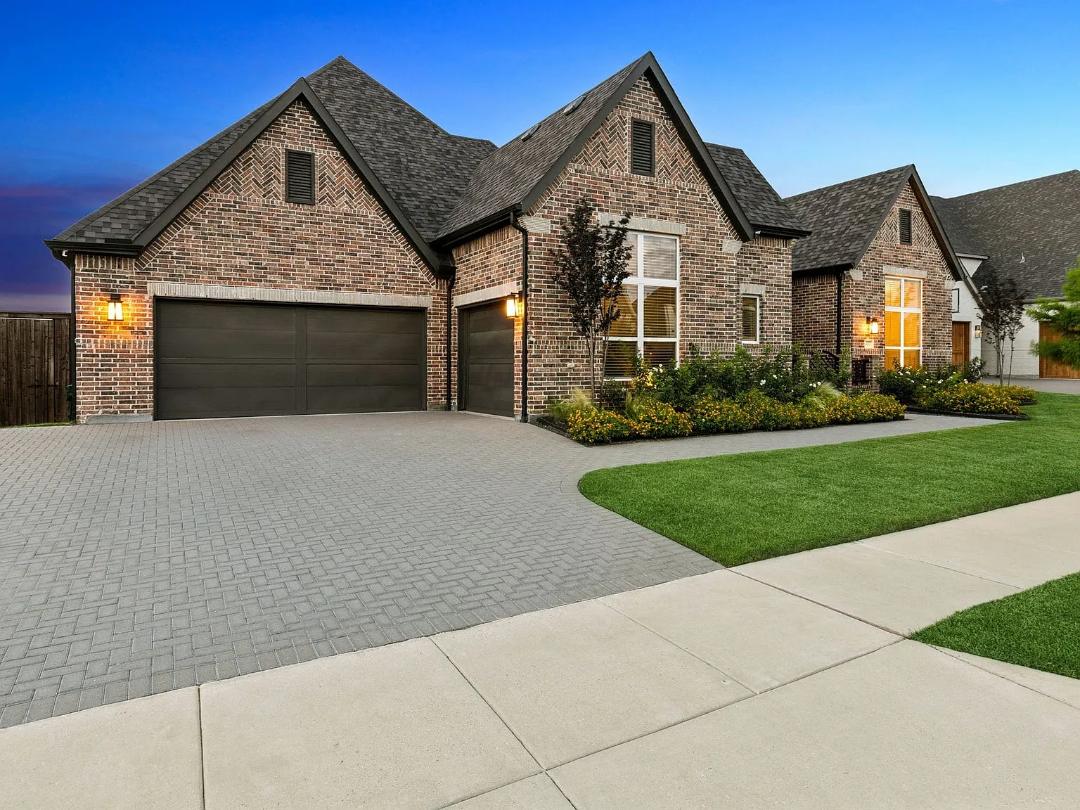 4 bed, 6.0 bath, 3854 sqft, $6,000 — Photo 2