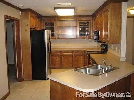 Kitchen
						:
						Lot of space plus a separate pantry just out of view