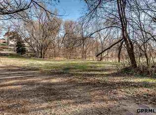 2721 S 12th St, Omaha, NE 68108