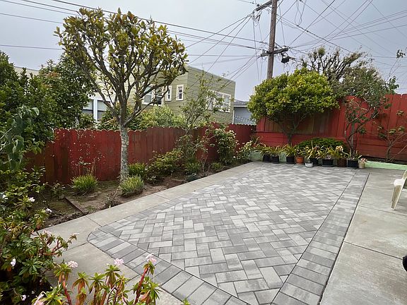 4th image of 2287 15th Ave