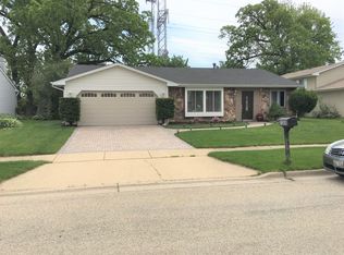 1365 Borden Dr, Elgin, IL