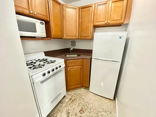 Rented by JM Preston Properties LLC | media 12