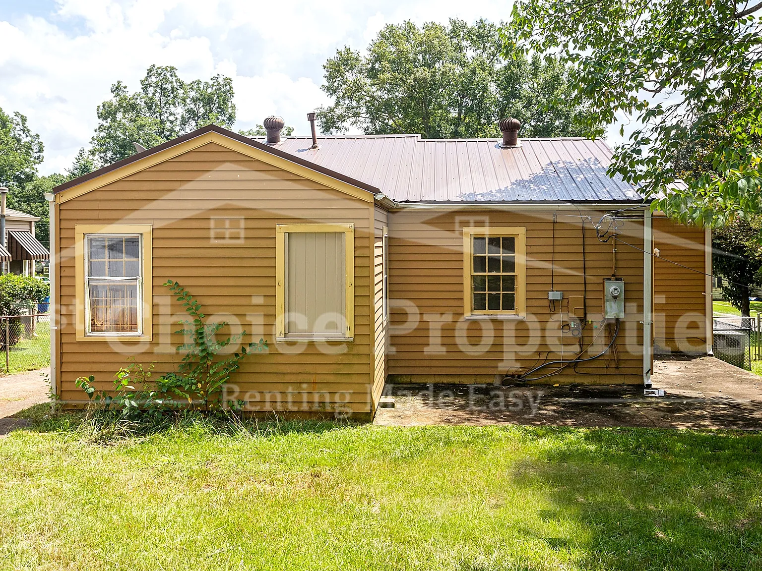 340 McPherson Avenue Midfield, AL 35228 - 1 — Photo 2