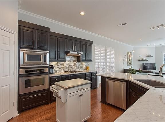 5th image of 2728 Prestonwood Dr