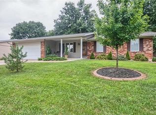 22 Kenworth Dr, Saint Peters, MO 63376