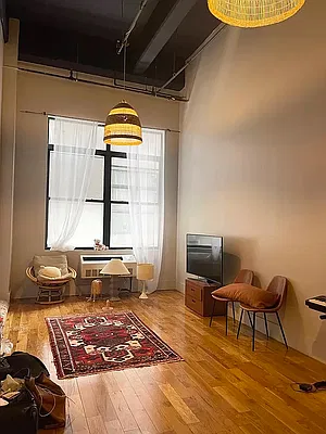 Rented by City Vista Inc | media 4