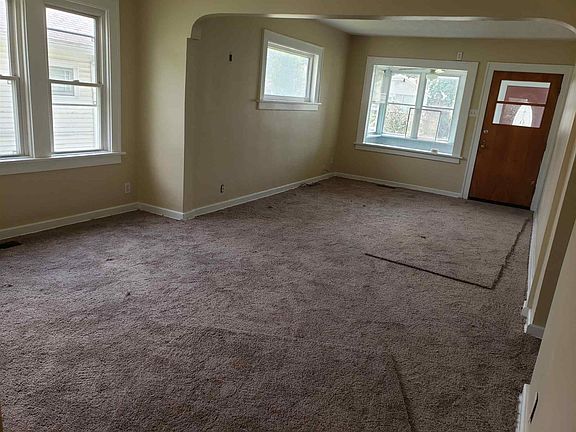 5th image of 738 S 31st St