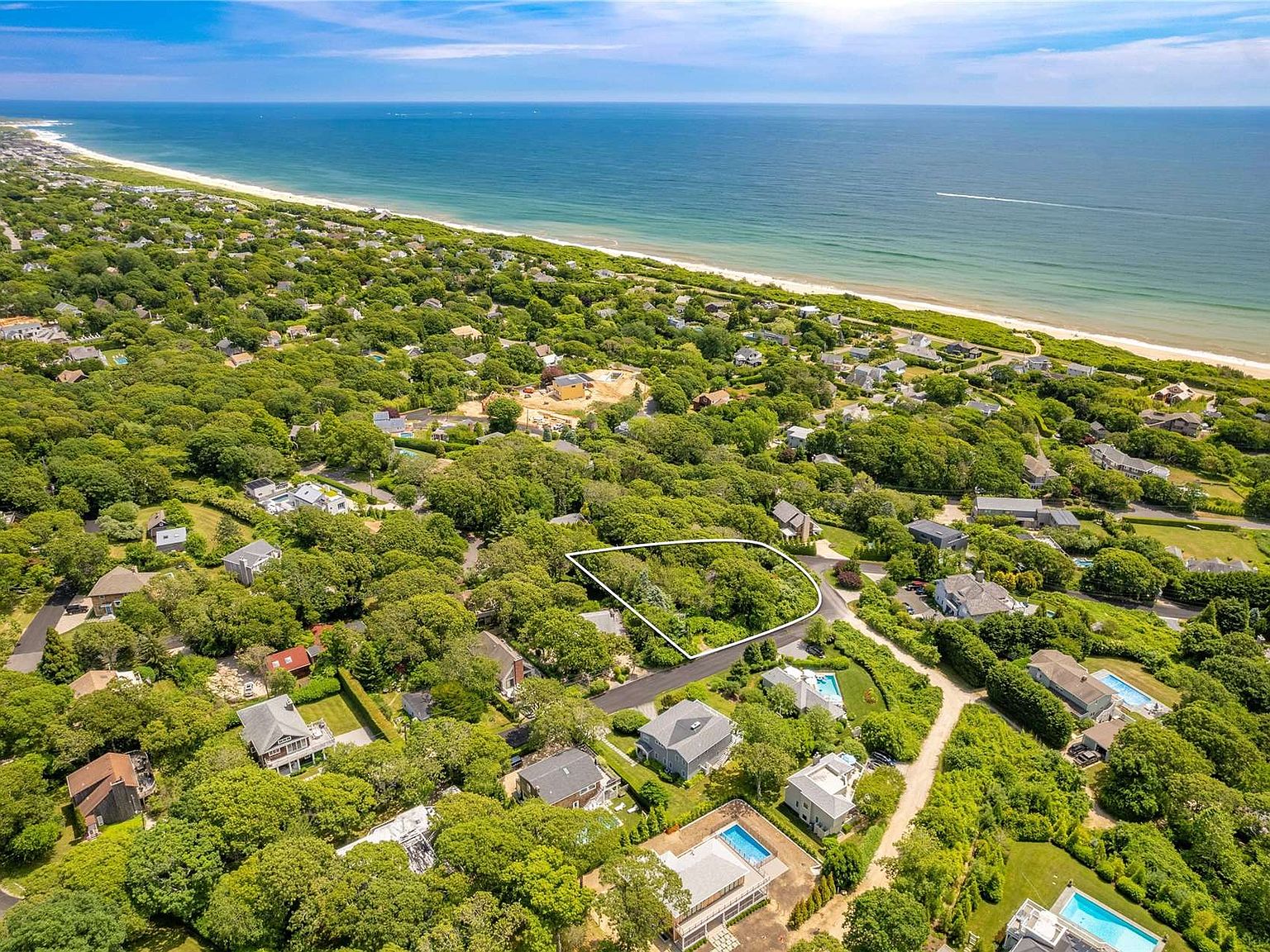 23 Mckinley Road Montauk NY 11954 MLS 3487130 Zillow   6eeec8340f861432b1f0fb6c75c559e5 Cc Ft 1536 