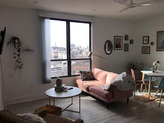 2nd image of 1172 N Hope St #3FF