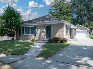 2118 N Superior St, Appleton, WI 54911