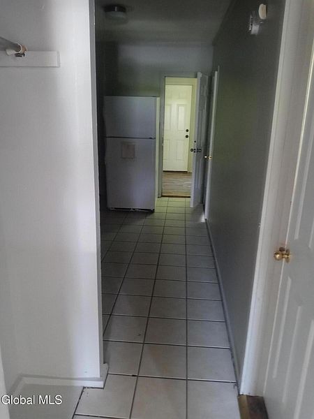 5th image of 257 Elk Street