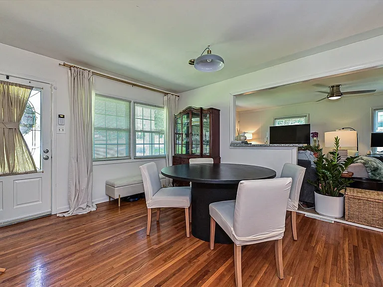 4730 Crestmont Dr — Photo 5