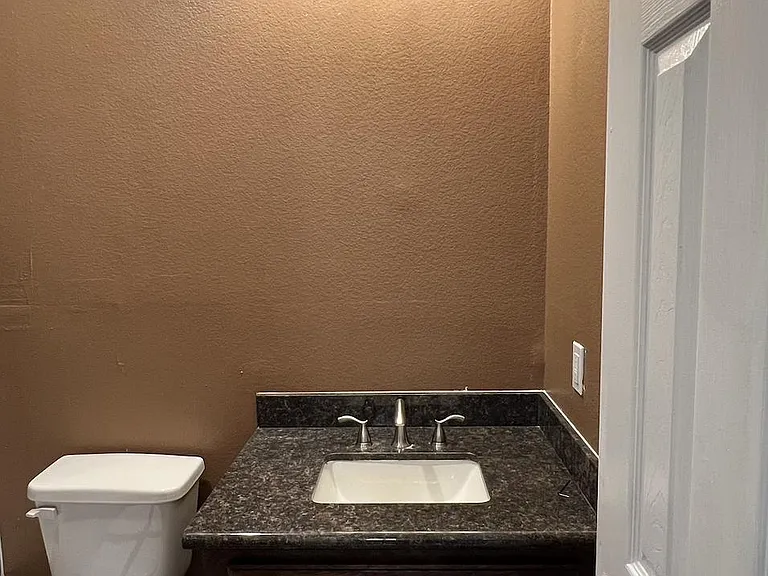 6624 Keats Ave #A — Photo 10