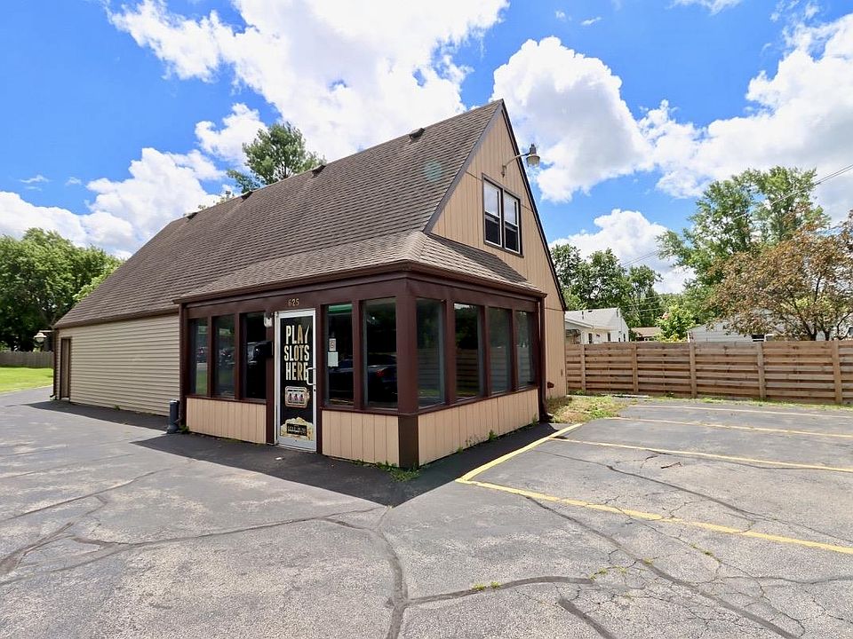 1st image of 625 N Blackhawk Blvd