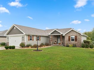 315 S Rathje Rd, Peotone, IL 60468