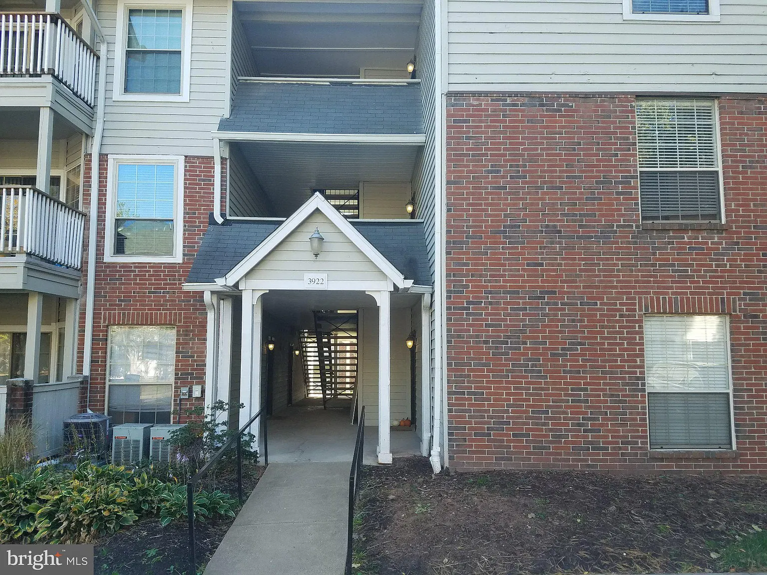 Penderbrook Squa — Photo 1