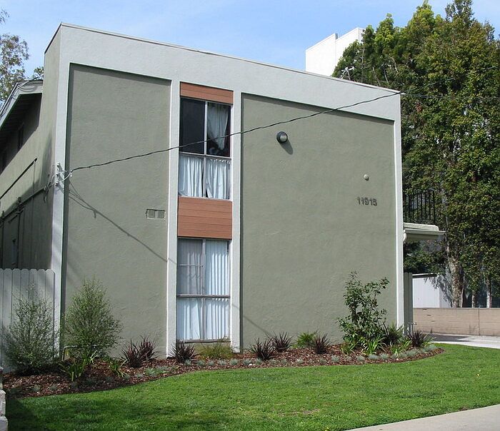 1st image of 11915 Kiowa Ave #2
