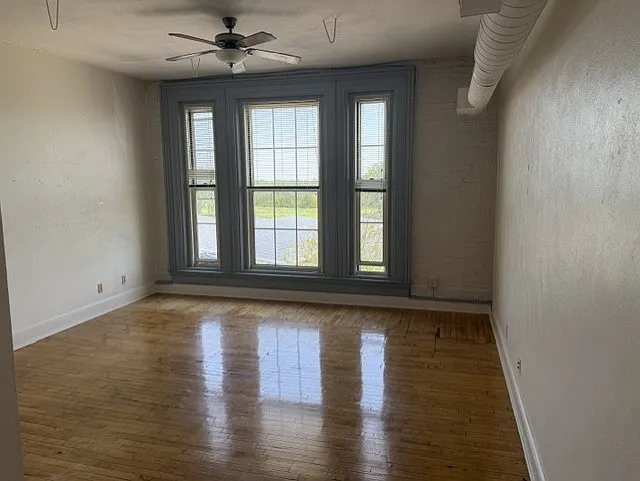 27 Broadway St #210 — Photo 4