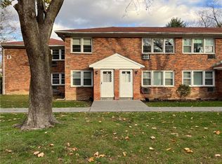 2710 South Rd UNIT D4, Poughkeepsie, NY 12601