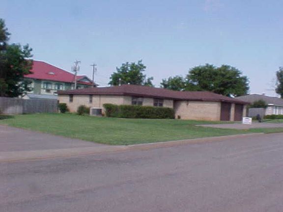 2nd image of 2113 Williams Dr