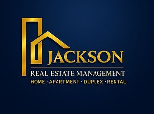 2753 100th St, Urbandale, IA 50322