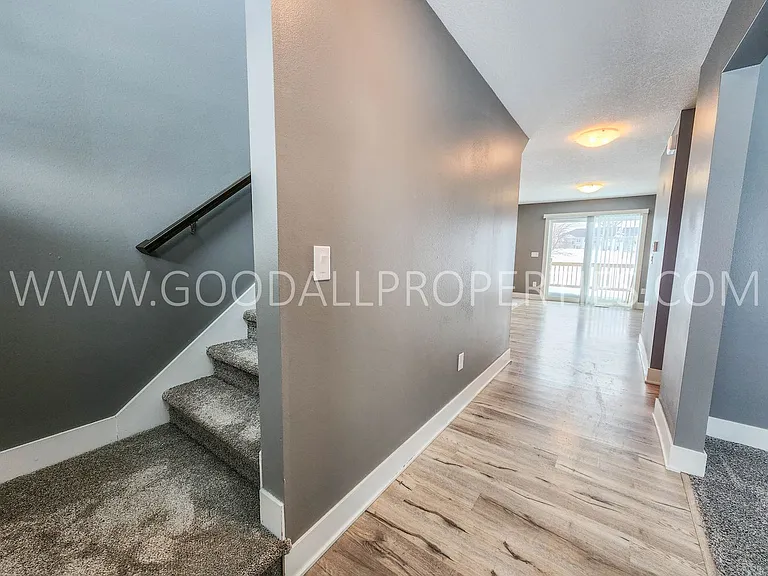 1306 Green Hills Dr — Photo 10