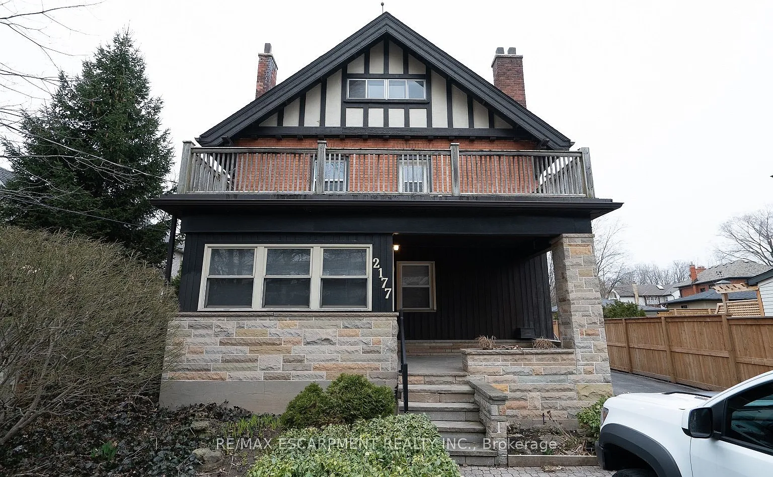 2 bed, $2,100 — Photo 1