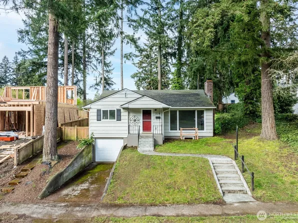 228 Contra Costa Avenue, Fircrest, WA 98466