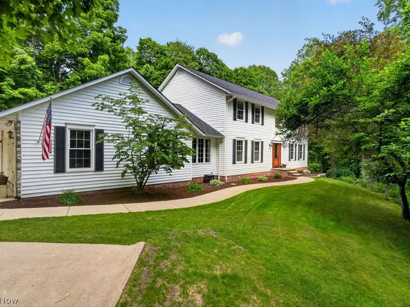 11605 Legend Creek Dr, Chesterland, OH 44026