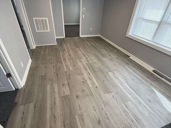2nd image of 1057 Waukonda Ave #2