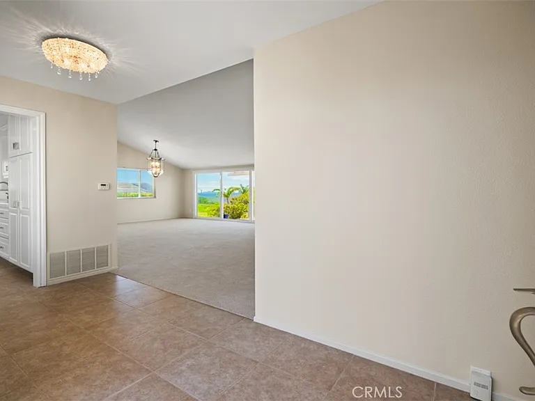 22821 Mariano Dr — Photo 14