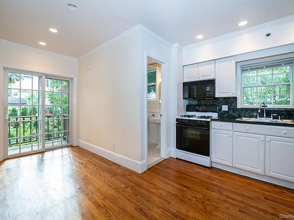 4th image of 82 Clove Road