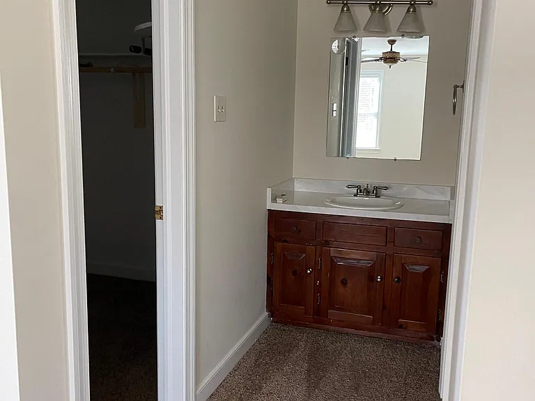 13912 Stoney Ridge Ct — Photo 18