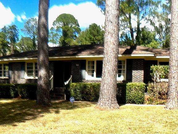 2nd image of 1302 McRee Dr