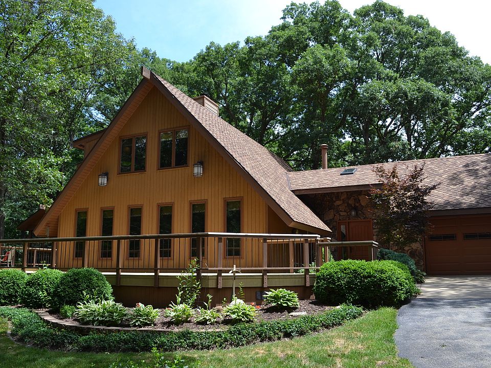 1st image of 36257 Irish Ln