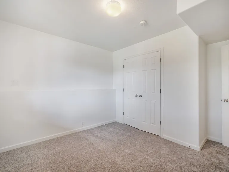 1013 Burning Bush Point — Photo 15