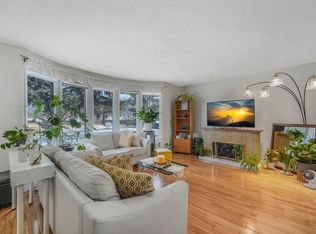 5107 56th Ave, Leduc, AB T9E5N3