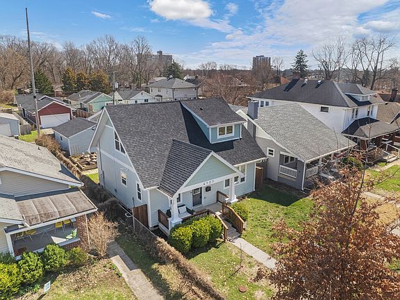 3rd image of 4123 Graceland Ave