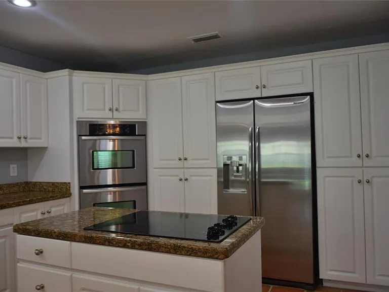 3012 W Fair Oaks Ave — Photo 7