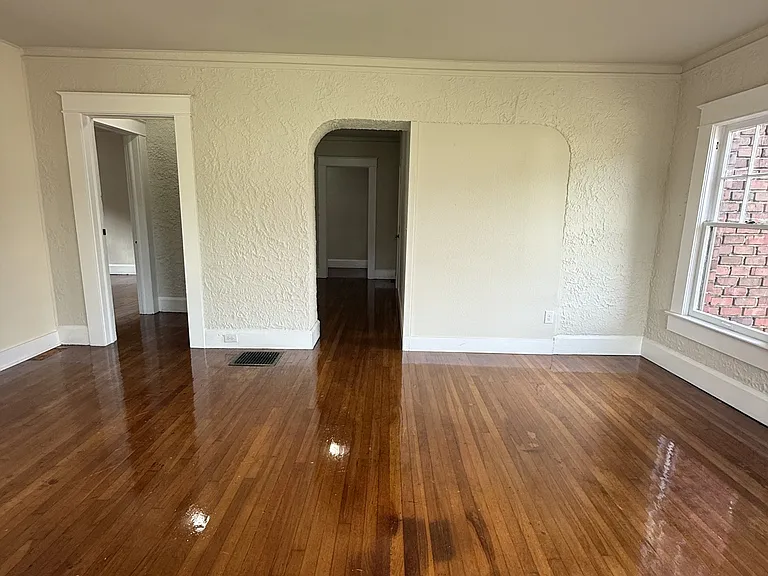 1853 Princeton Ave SW — Photo 3