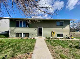 707 W Iowa St, Crofton, NE 68730