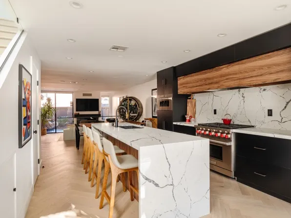 1033 Carol Dr APT T14, West Hollywood, CA 90069