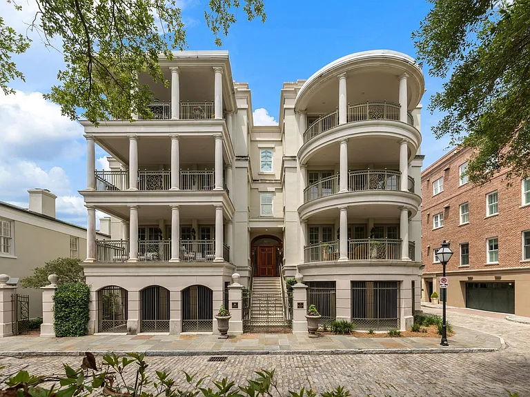 5 Middle Atlantic Wharf #3B — Photo 40