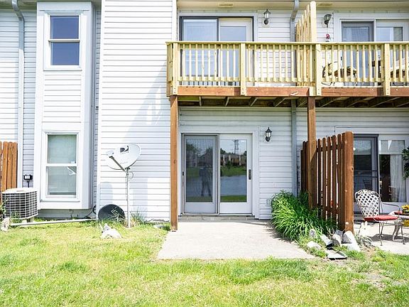 4th image of 6449 Bay Harbor Ln