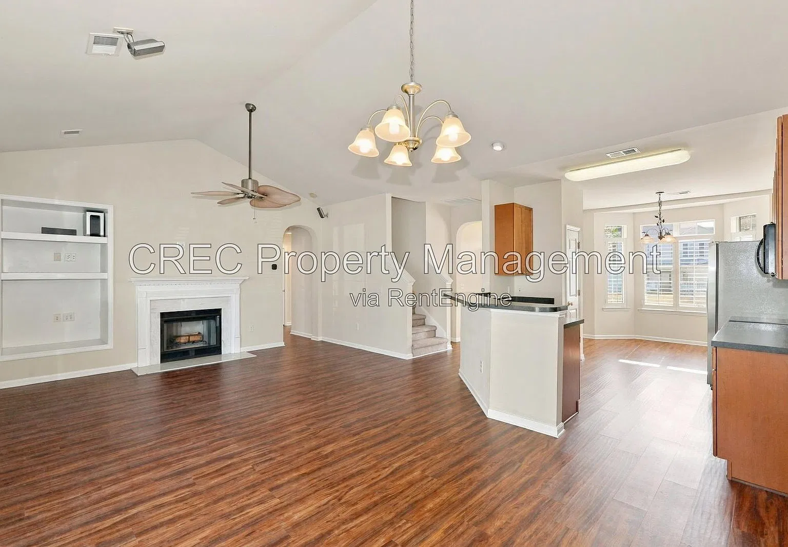 4 bed, 2.0 bath, 1712 sqft, $2,600 — Photo 3