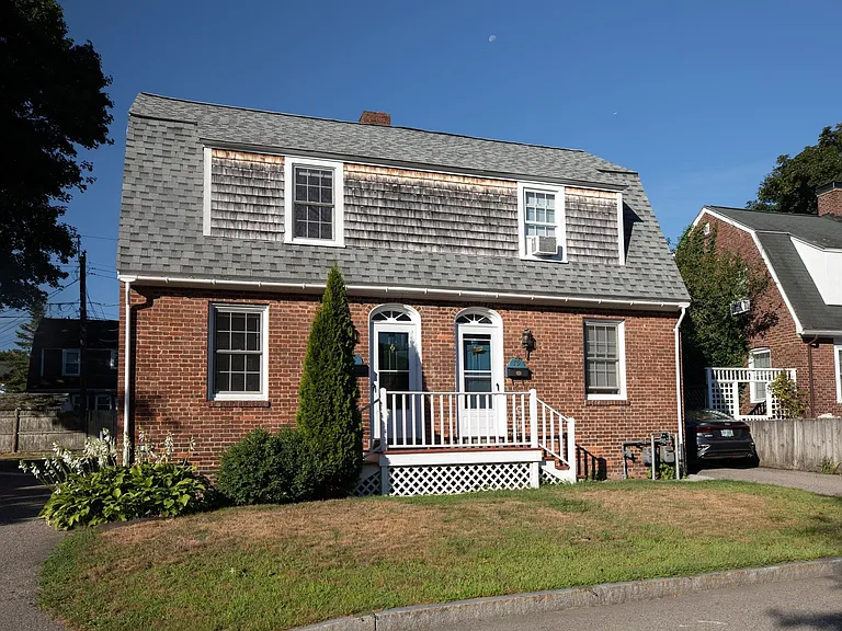 77 Porpoise Way — Photo 3