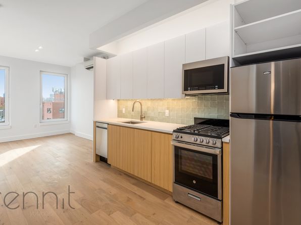 58 Vanderbilt Ave #3J