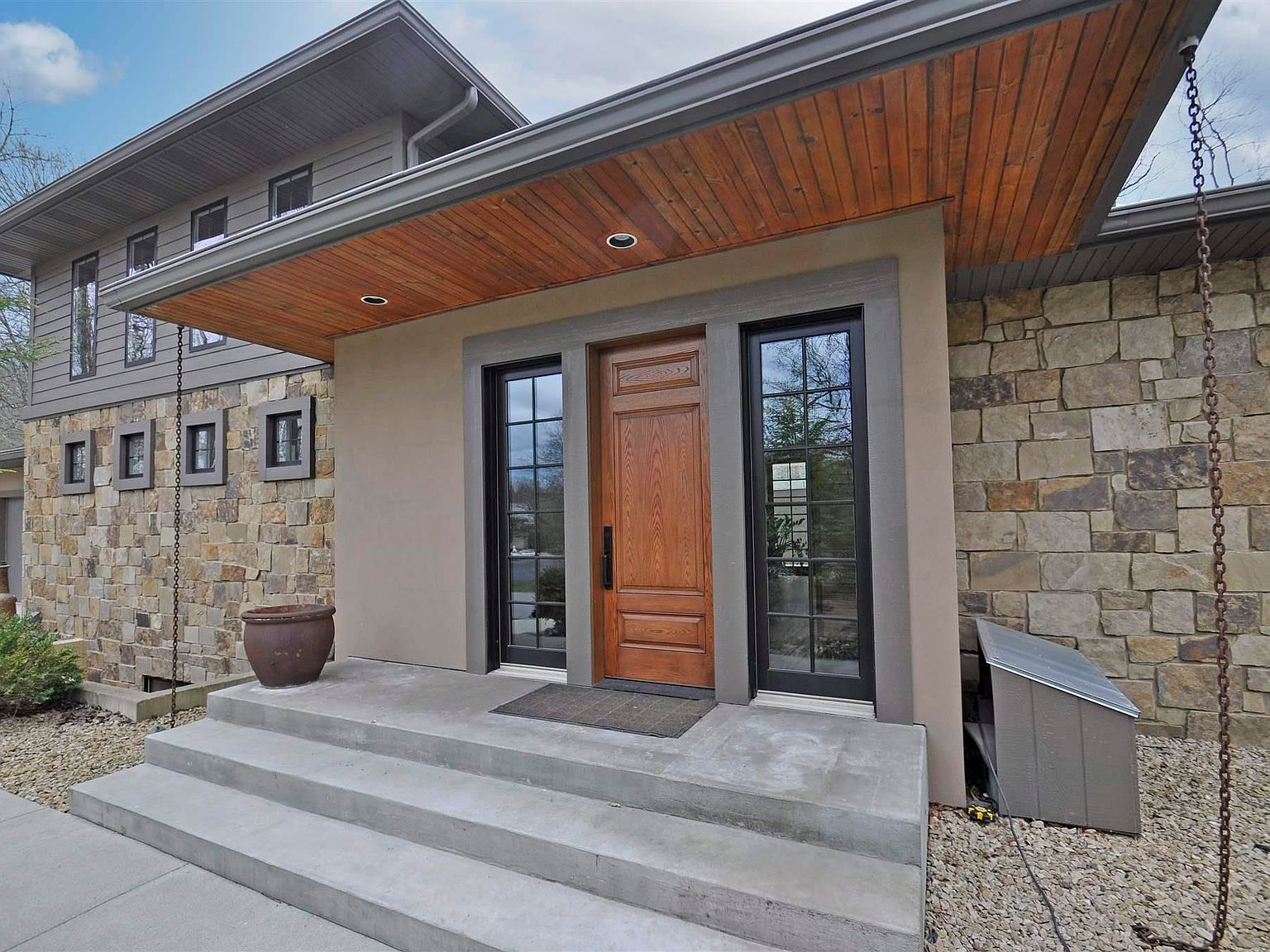 1166 Ridgedale Rd, South Bend, IN 46614 Zillow