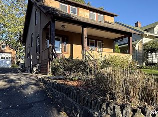 136 Mead Ave, Greenwich, CT 06830