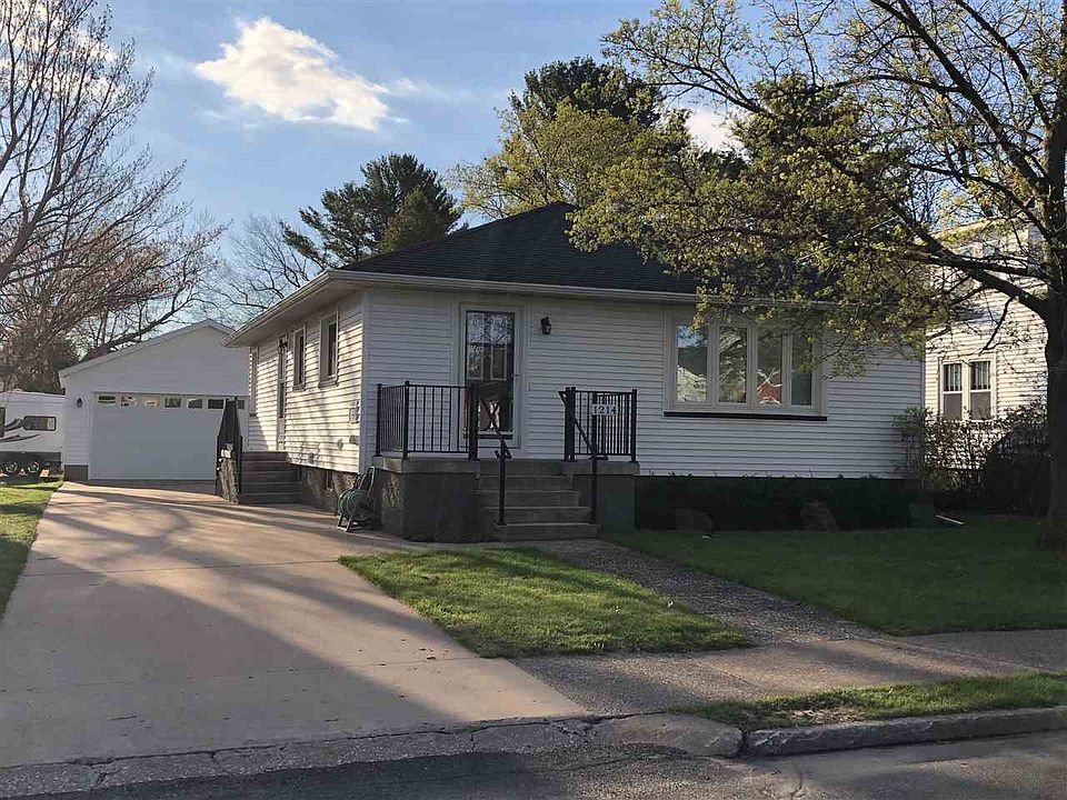 1st image of 1214 Pine St
